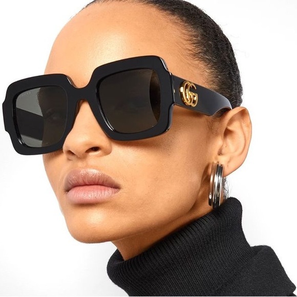 NEW AUTHENTIC GUCCI BLACK WOMEN SUNGLASSES, GUCCI SQUARE EYEWEAR - Picture 4 of 5